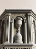 Load image into Gallery viewer, The Monument — Vanille Royale
